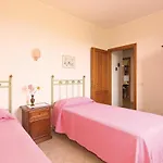 Corneto 4 *